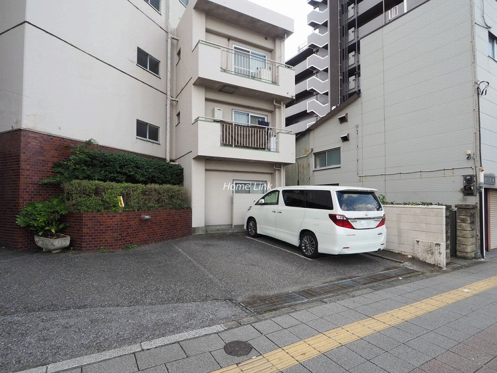 マンションときわ台　駐車場